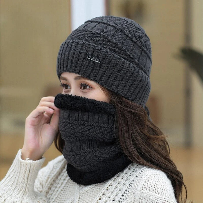 Knitted Hats And Scarf For Women